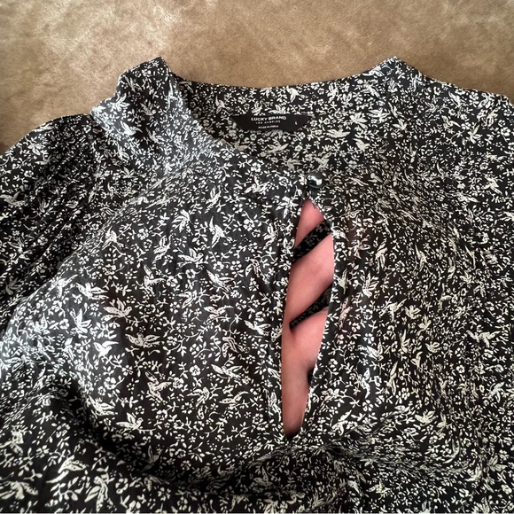 Lucky Brand Long Sleeve Peplum Blouse Sz-Large - Picture 5 of 9